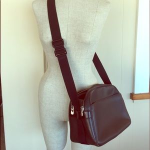 Authentic Louis Vuitton Black Taiga Reporter Bag